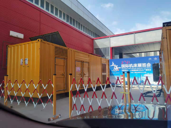 湖北发电车出租-发电机无电压或电压太低怎么办？